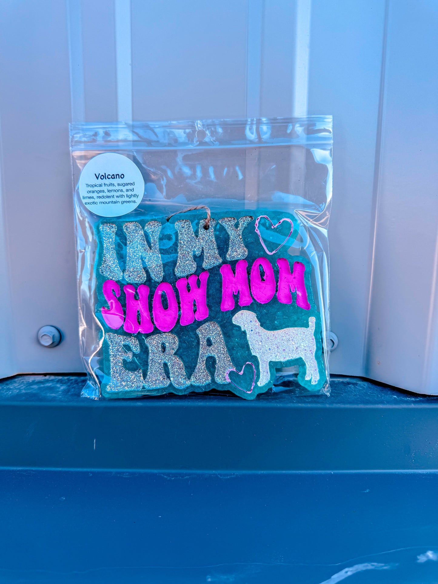 In my Show mom era freshie (Goat)