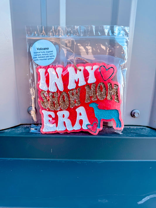 In my Show mom era freshie (Lamb)